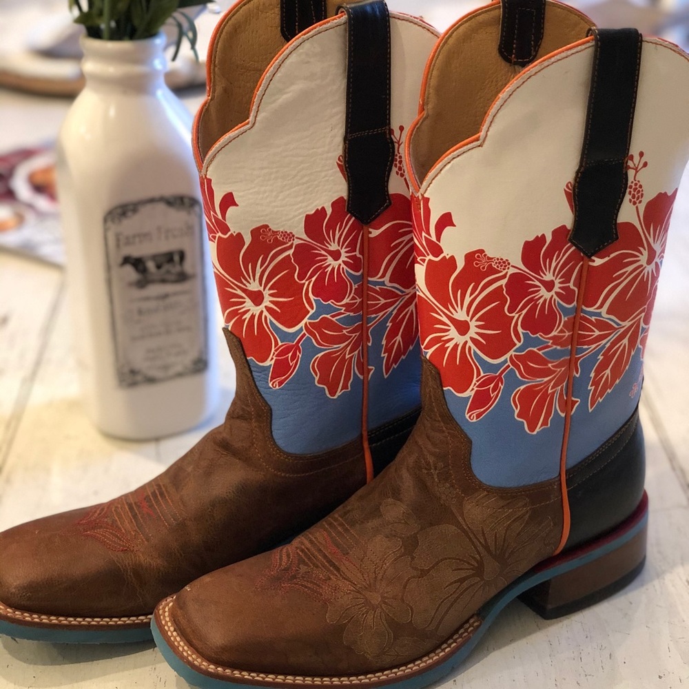 CINCH EDGE ALOHA BOOTS